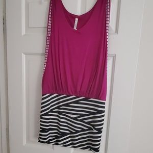 Size S purple & black